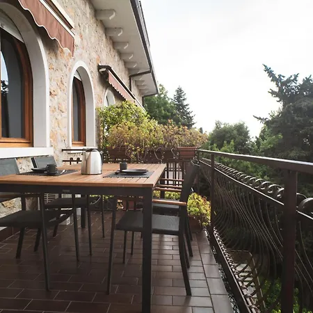 Casa Di Luca * Torri Del Benaco