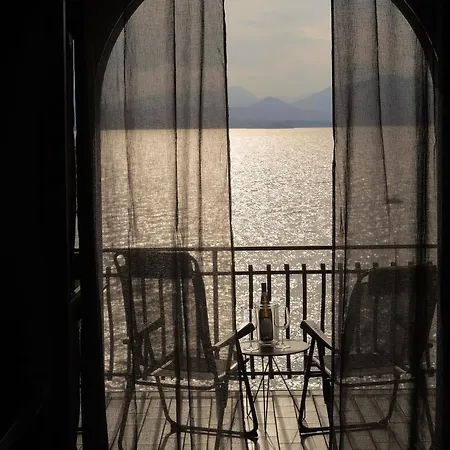 Casa Di Luca * Torri Del Benaco
